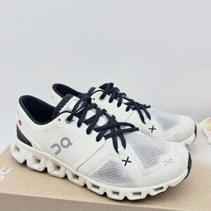NEW On Cloud X 3 Running Shoe Training Sneaker White/ Black Mens Size US 8